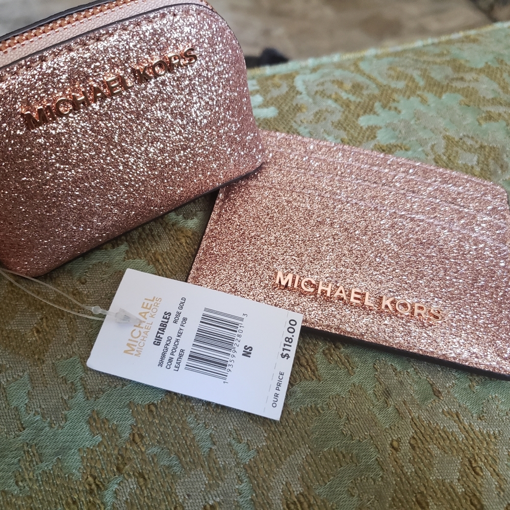 Mk cute pouch
